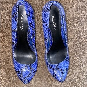 Aldo pumps blue snake skin